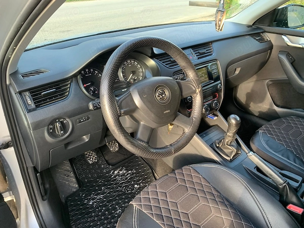 SKODA Octavia 2015 — imagine 4