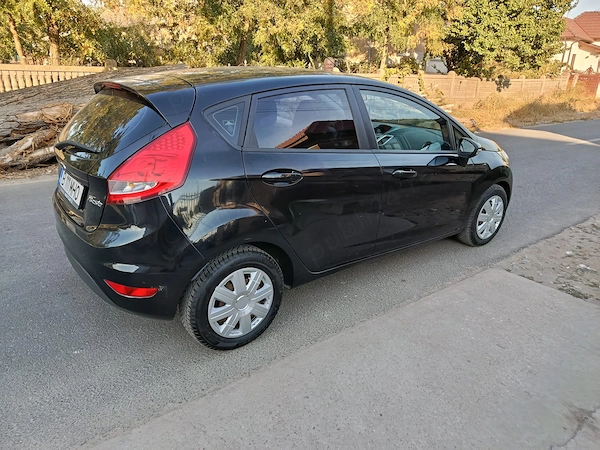 FORD Fiesta 2010 — imagine 3