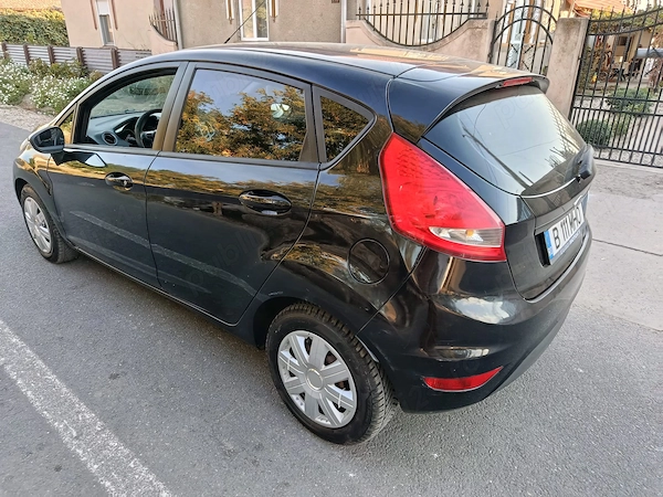 FORD Fiesta 2010 — imagine 5