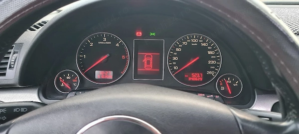 AUDI A4 2001 — imagine 2