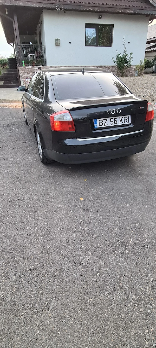 AUDI A4 2001 — imagine 8