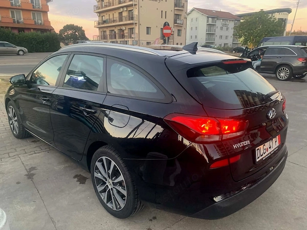 HYUNDAI i30 2020 — imagine 4