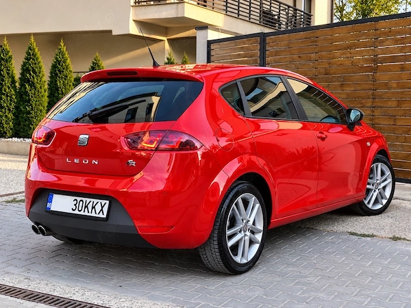 SEAT Leon 2012 — imagine 3