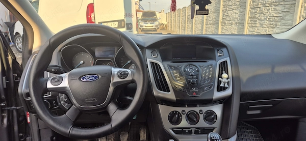 FORD Focus 2014 — imagine 4