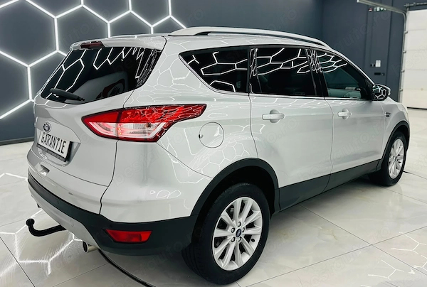 FORD Kuga 2015 — imagine 3