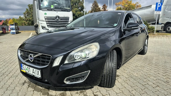 VOLVO V60 2011 — imagine 2