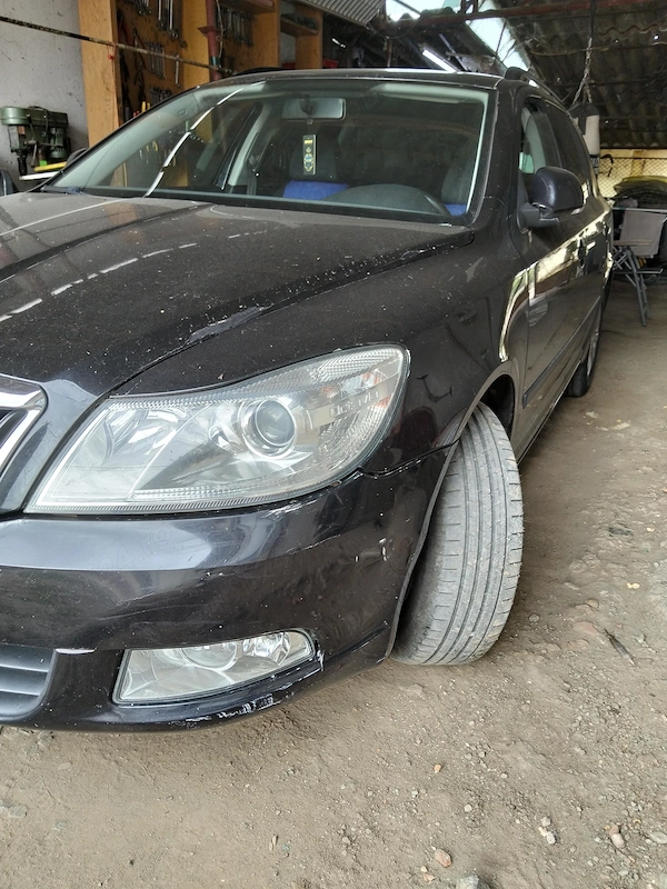 SKODA Octavia 2012 — imagine 2