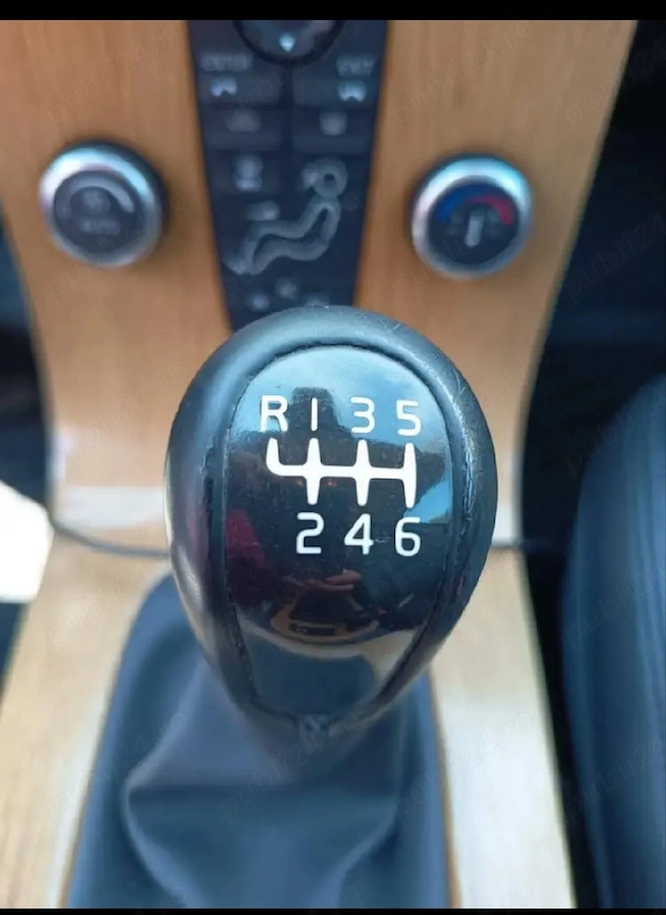 VOLVO V50 2012 — imagine 2