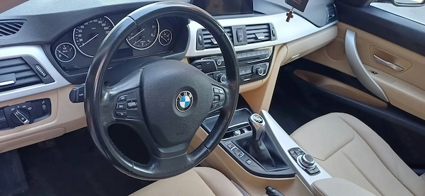 BMW 3 Series 2017 — imagine 8