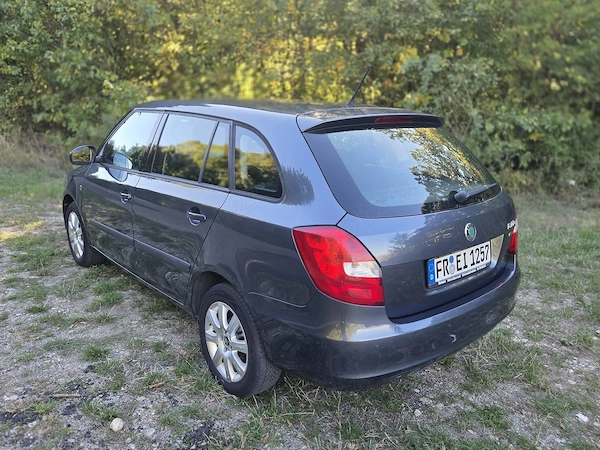 SKODA Fabia 2012 — imagine 5