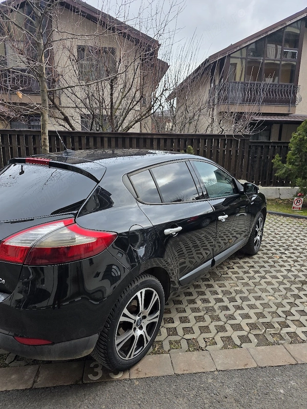 RENAULT Megane 2011 — imagine 2