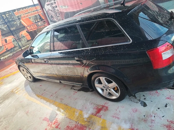 AUDI A4 2005 — imagine 5
