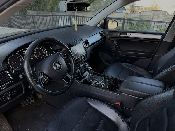 VOLKSWAGEN Touareg 2013 — imagine 6