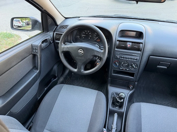 OPEL Astra 2005 — imagine 8