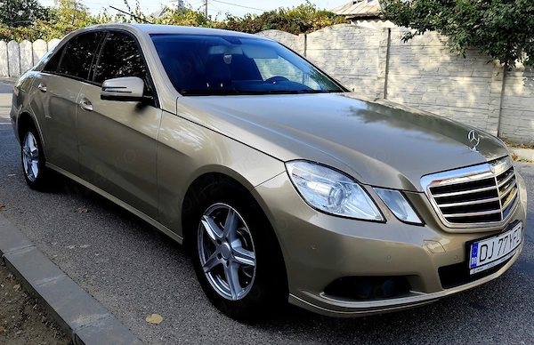 MERCEDES-BENZ E-Class 2012 — imagine 4