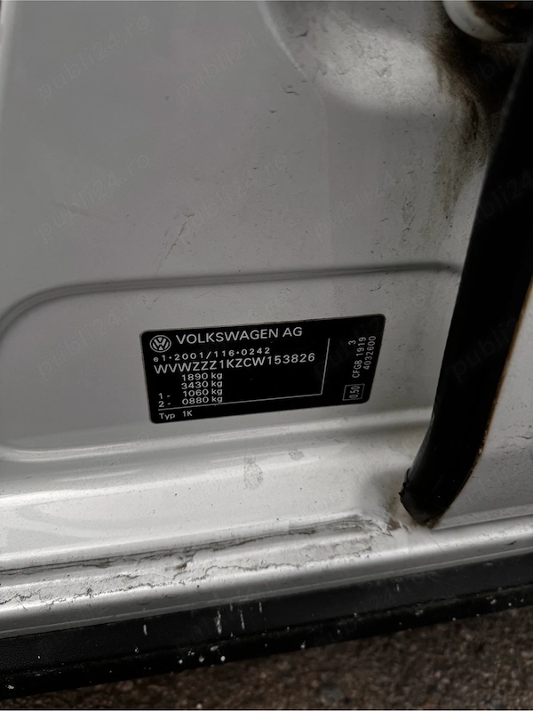 VOLKSWAGEN Golf 2011 — imagine 4