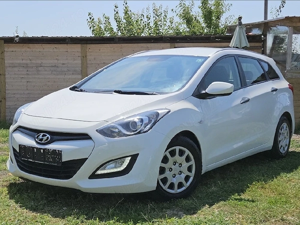 HYUNDAI i30 2013 — imagine 3