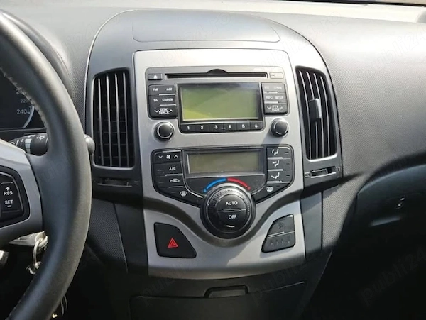 HYUNDAI i30 2011 — imagine 8