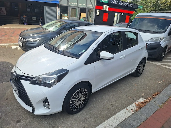 TOYOTA Yaris 2015 — imagine 2