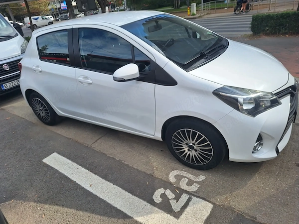 TOYOTA Yaris 2015 — imagine 8