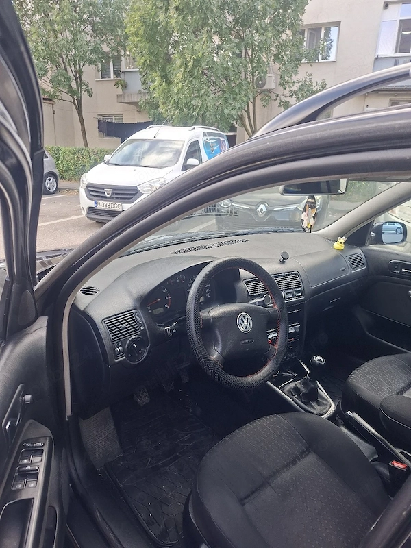 VOLKSWAGEN Golf 2002 — imagine 5
