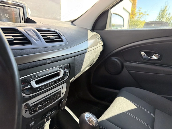 RENAULT Megane 2014 — imagine 14