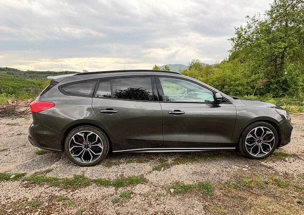 FORD Focus 2020 — imagine 6