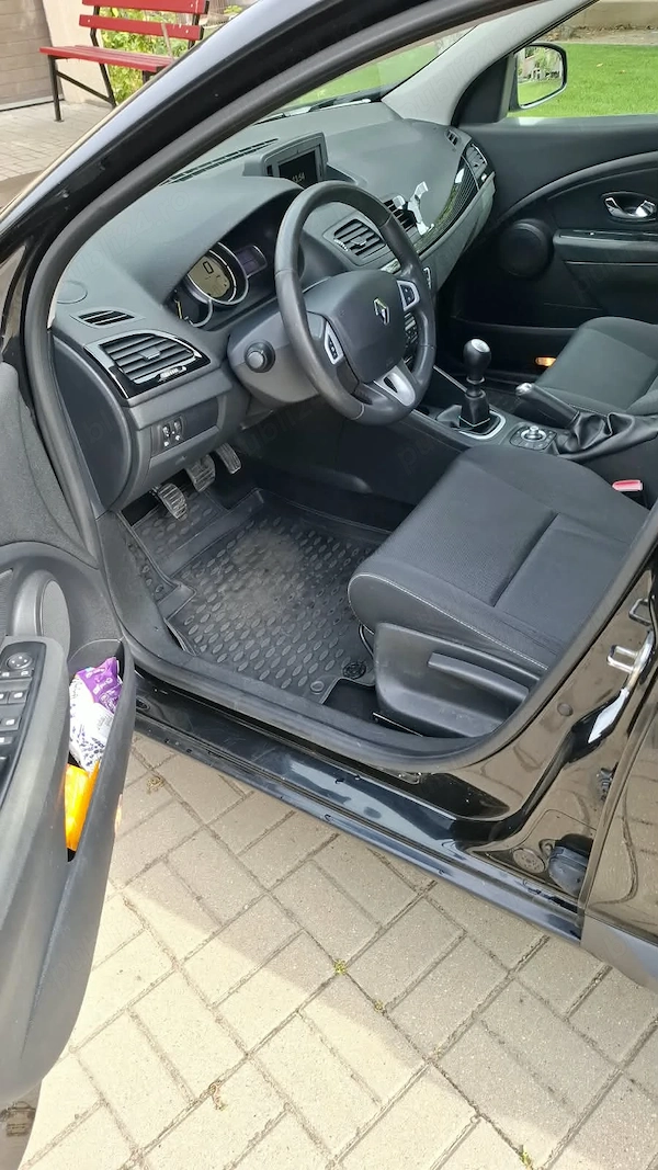 RENAULT Megane 2012 — imagine 4