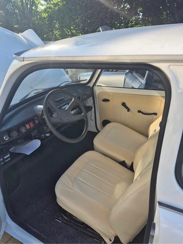 TRABANT 601 1987 — imagine 4