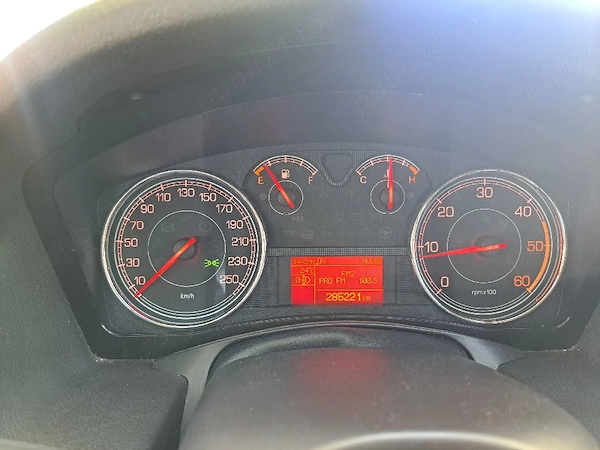 FIAT Croma 2010 — imagine 3