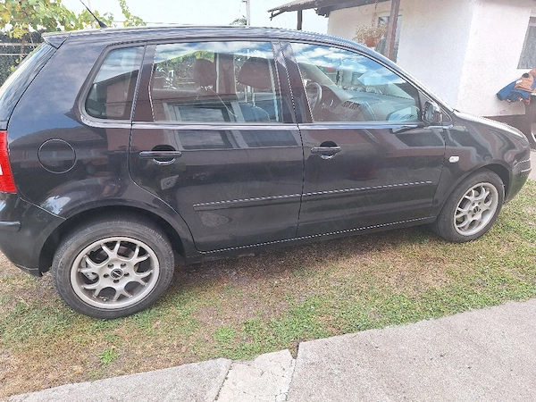 VOLKSWAGEN Polo 2004 — imagine 3