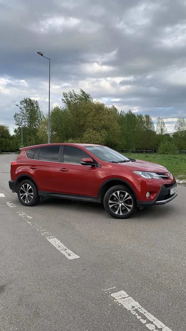 Vând Toyota Rav 4 2.2 AWD 2014