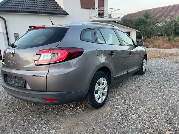 RENAULT Megane 2011 — imagine 2