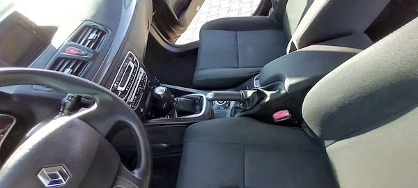 RENAULT Megane 2010 — imagine 9