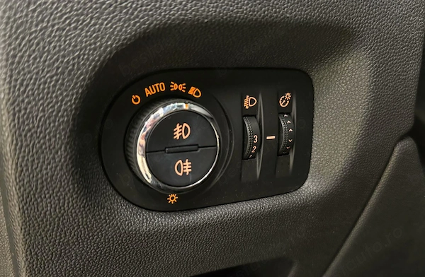 OPEL Corsa 2011 — imagine 17