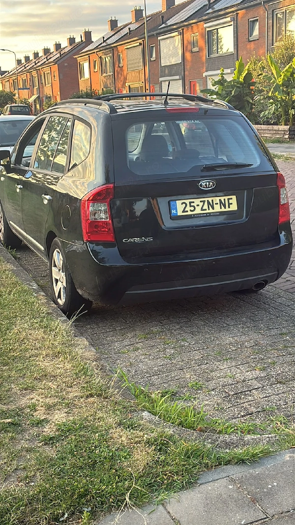 KIA Carens 2008 — imagine 3