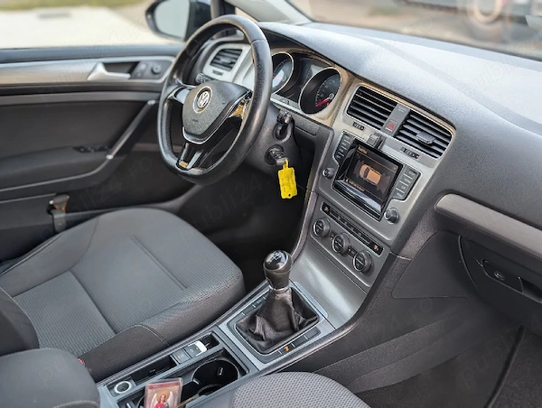 VOLKSWAGEN Golf 2015 — imagine 9