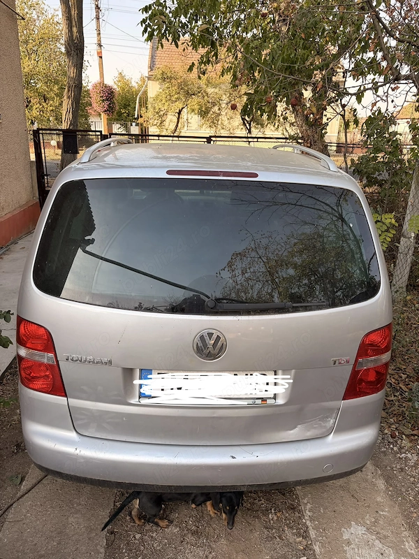 VOLKSWAGEN Touran 2024 — imagine 2