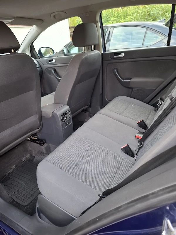 VOLKSWAGEN Golf 2005 — imagine 5