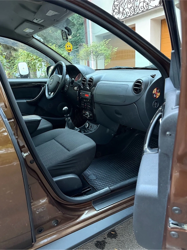 DACIA Duster 2012 — imagine 8