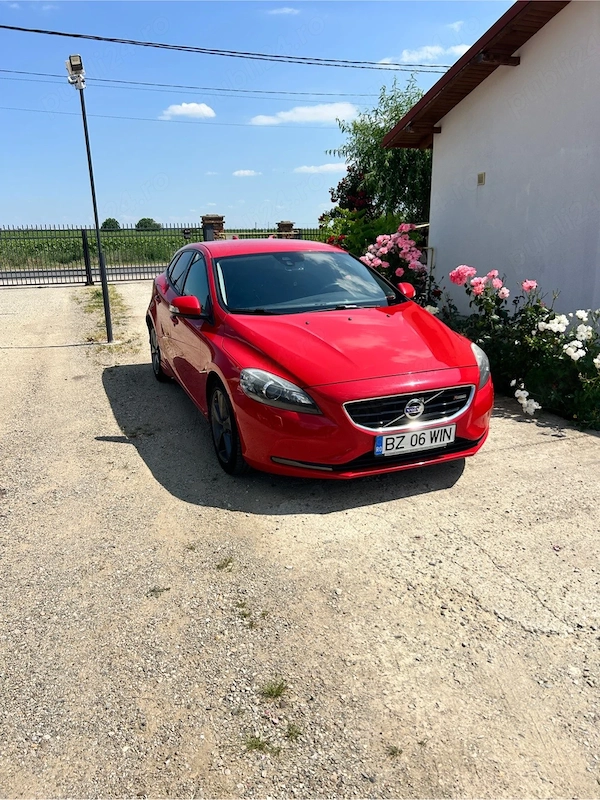 VOLVO V40 2014 — imagine 5