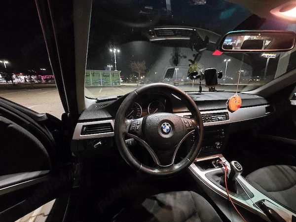 BMW 3 Series 2010 — imagine 4