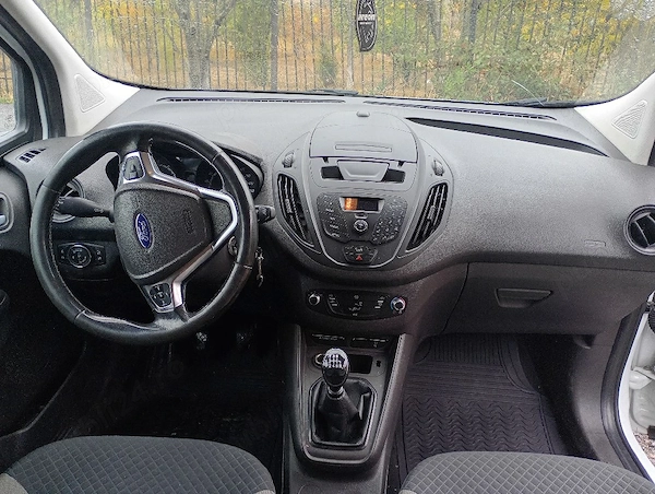 FORD Tourneo Courier 2017 — imagine 4