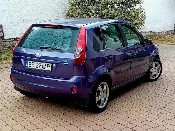 FORD Fiesta 2007 — imagine 3