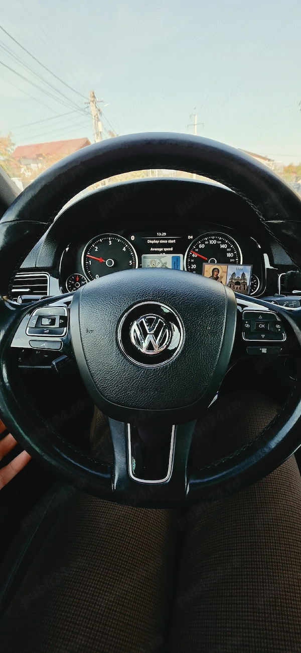 VOLKSWAGEN Touareg 2012 — imagine 9
