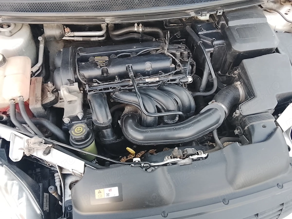 FORD Focus 2011 — imagine 4