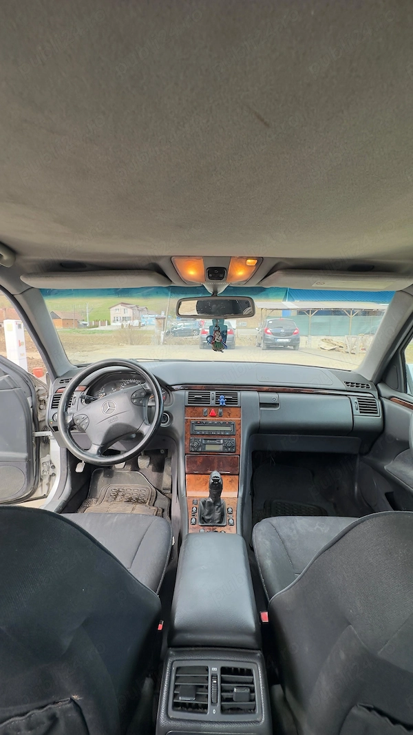 MERCEDES-BENZ E-Class 2001 — imagine 3