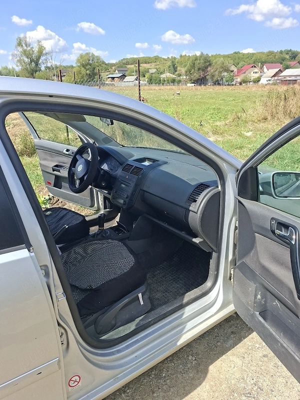 VOLKSWAGEN Polo 2005 — imagine 3