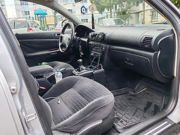 VOLKSWAGEN Passat 2003 — imagine 9