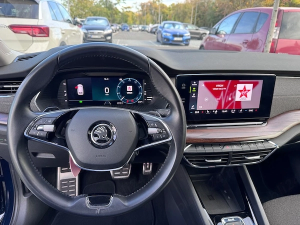 SKODA Octavia 2021 — imagine 4